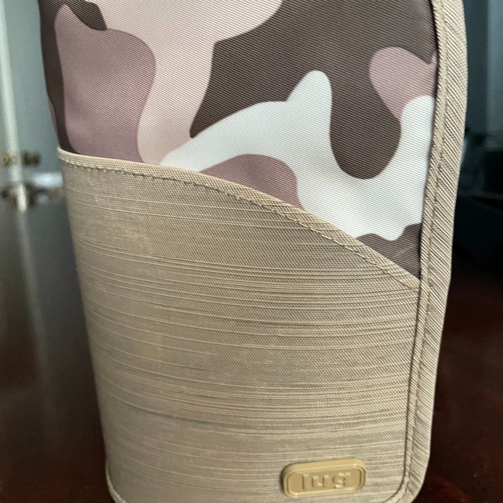 Lug Canoe brush holder